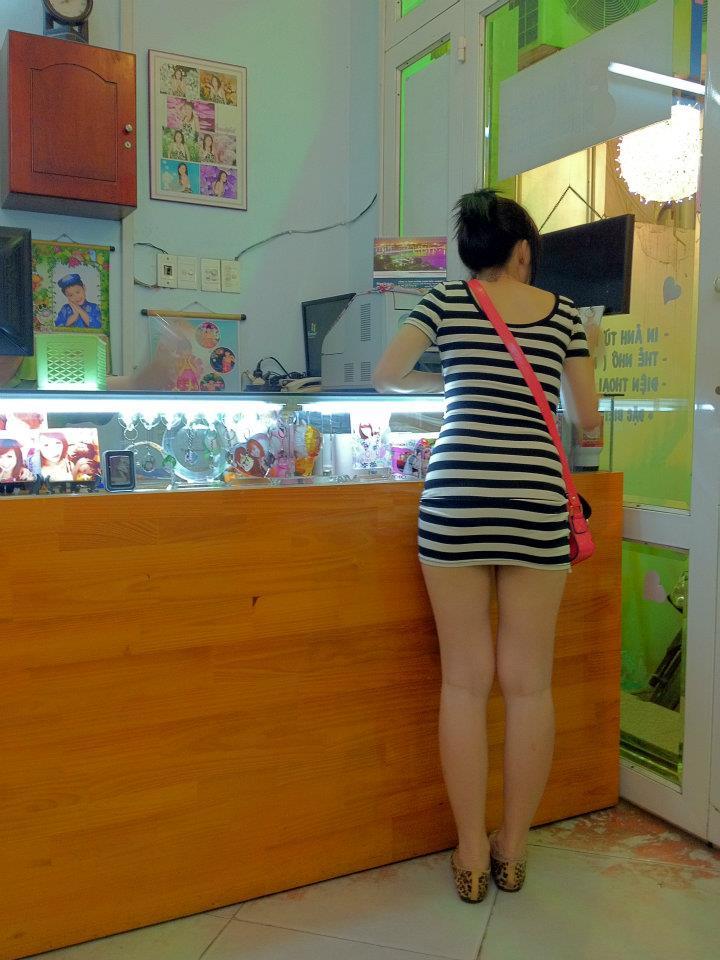 娇妻被别人的巨茎征服视频